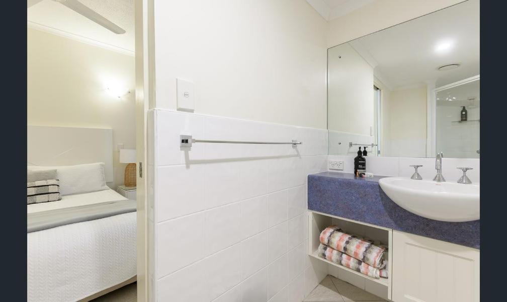 Charming 1 Bedroom Apt - Close To Town & Beach Port Douglas Exteriör bild